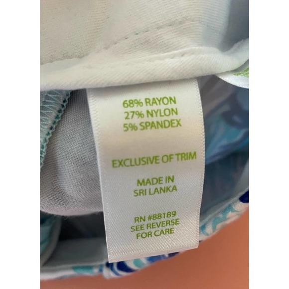 Lilly Pulitzer Sz 0 MARINA Bold Print Elephant Appeal Knit Shorts - Picture 9 of 9